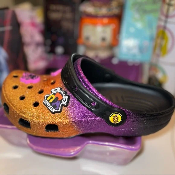 Authentic Hocus Pocus Crocs! Limited - Picture 12 of 16